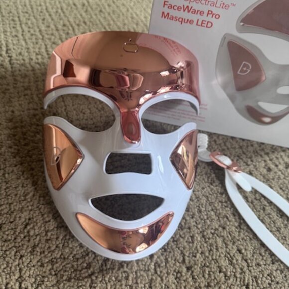 Red Light Mask Dr Dennis Gross - Picture 7 of 8